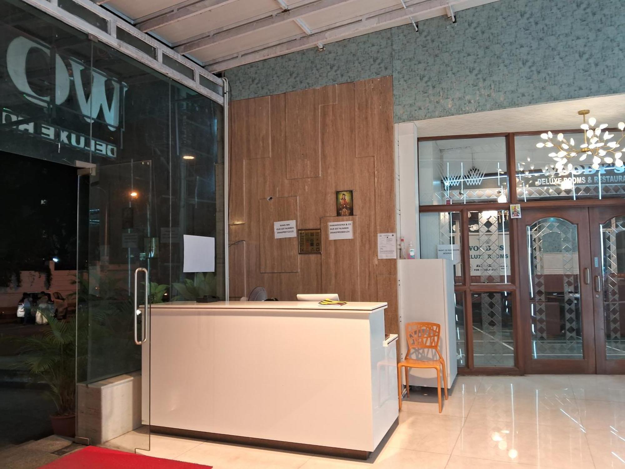 Woody'S 호텔 벵갈루루 외부 사진